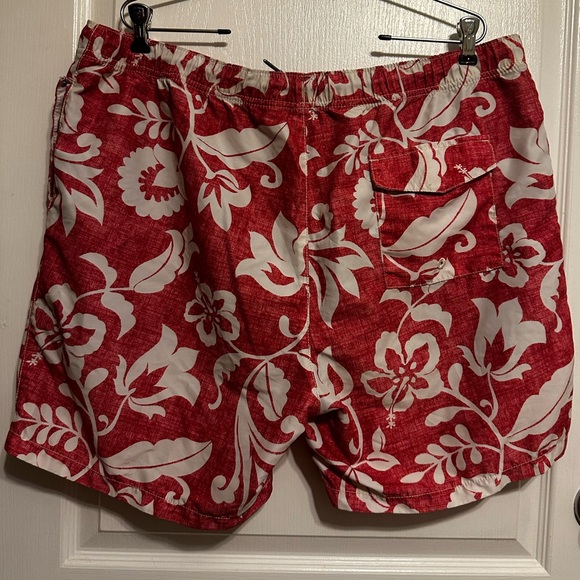 Tommy Bahama Relax Swim Trunks Floral Red Tropical Liner Size XL - Picture 2 of 5